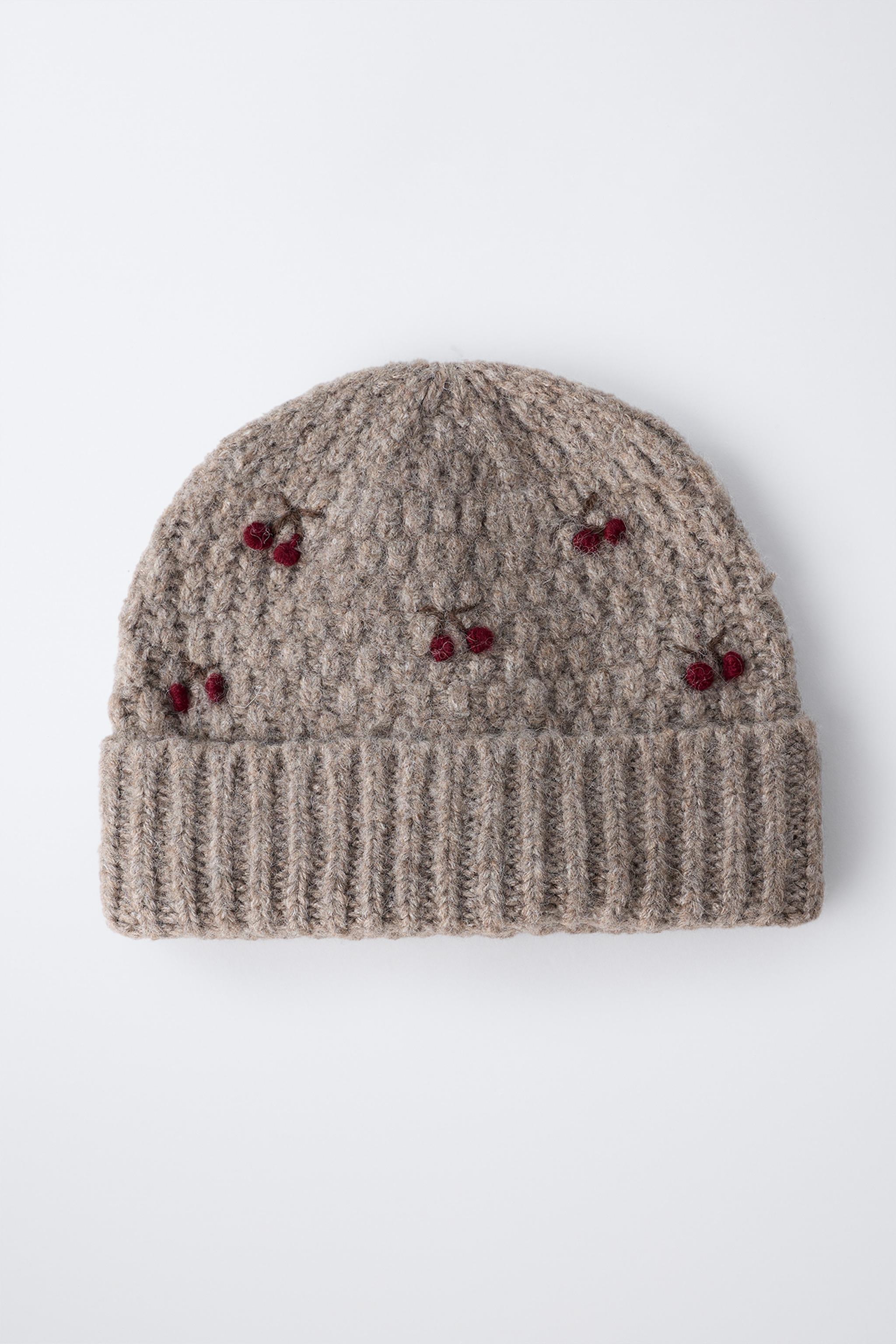 CHERRY KNIT HAT
